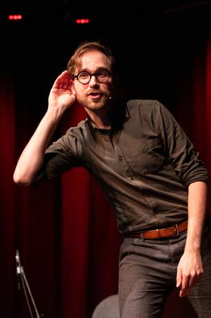 Patrick Niegsch Cat-Stairs Kabarett