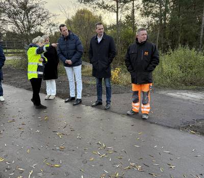 Besprechung während der Freigabe