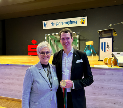 Landrat Dr. Steffen Burchardt und Gastrednerin Silke Renk-Lange