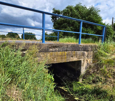 Alte Brücke wird abgerissen Alte Brücke wird abgerissen